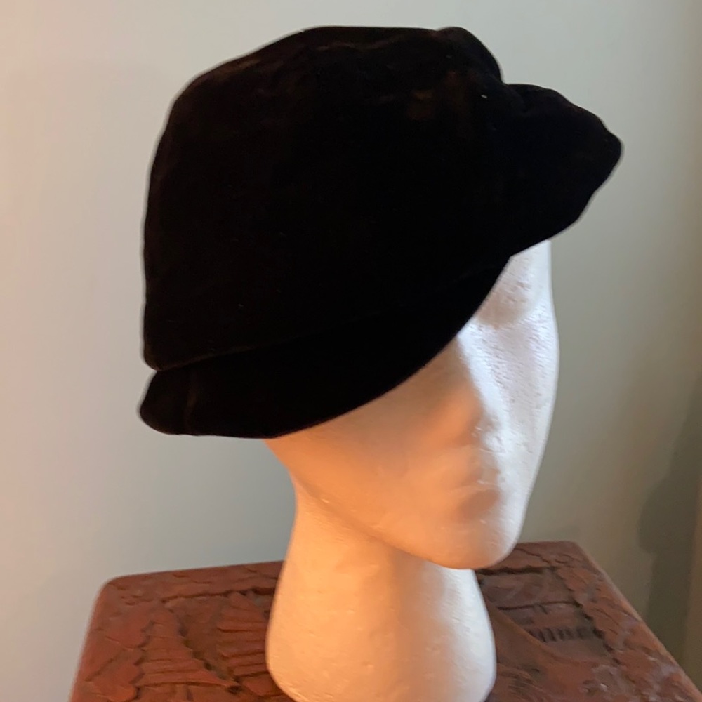 Vintage Black Velvet hat cap by Caprice Original